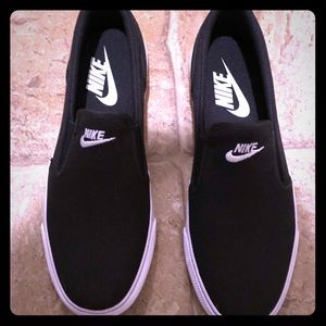 Nike slip on sneakers